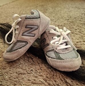 New Balance 9905v Crib Gray Soft Bottms size 2